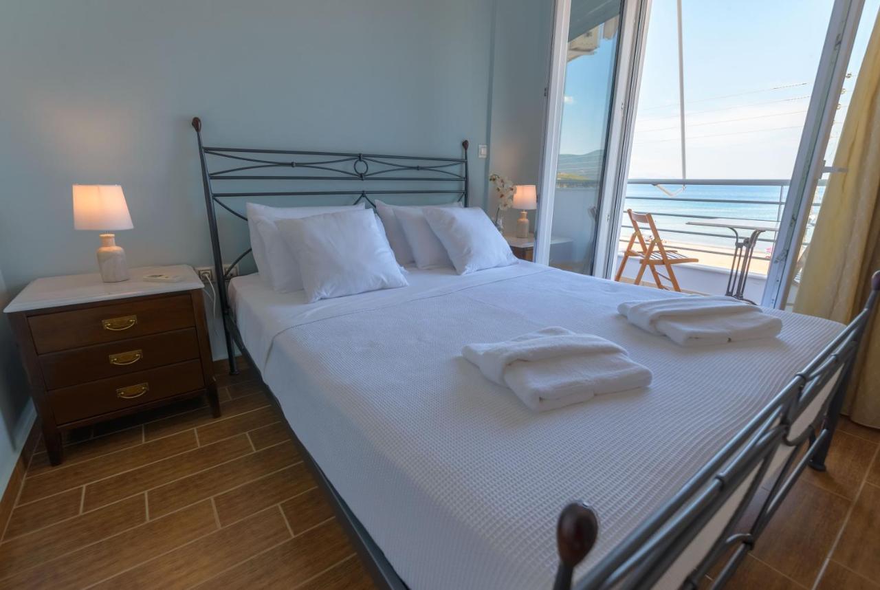 Lemoni Luxury Residence In Front Of The Sea Kechries Екстериор снимка