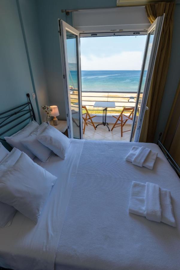 Lemoni Luxury Residence In Front Of The Sea Kechries Екстериор снимка